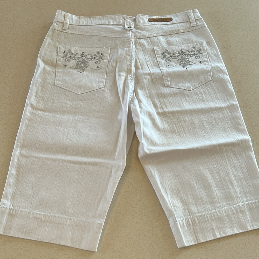 Cos Jeans NWOT Cool White Women's Embellished Bermuda Shorts Size 14 🤍 - Picture 8 of 12